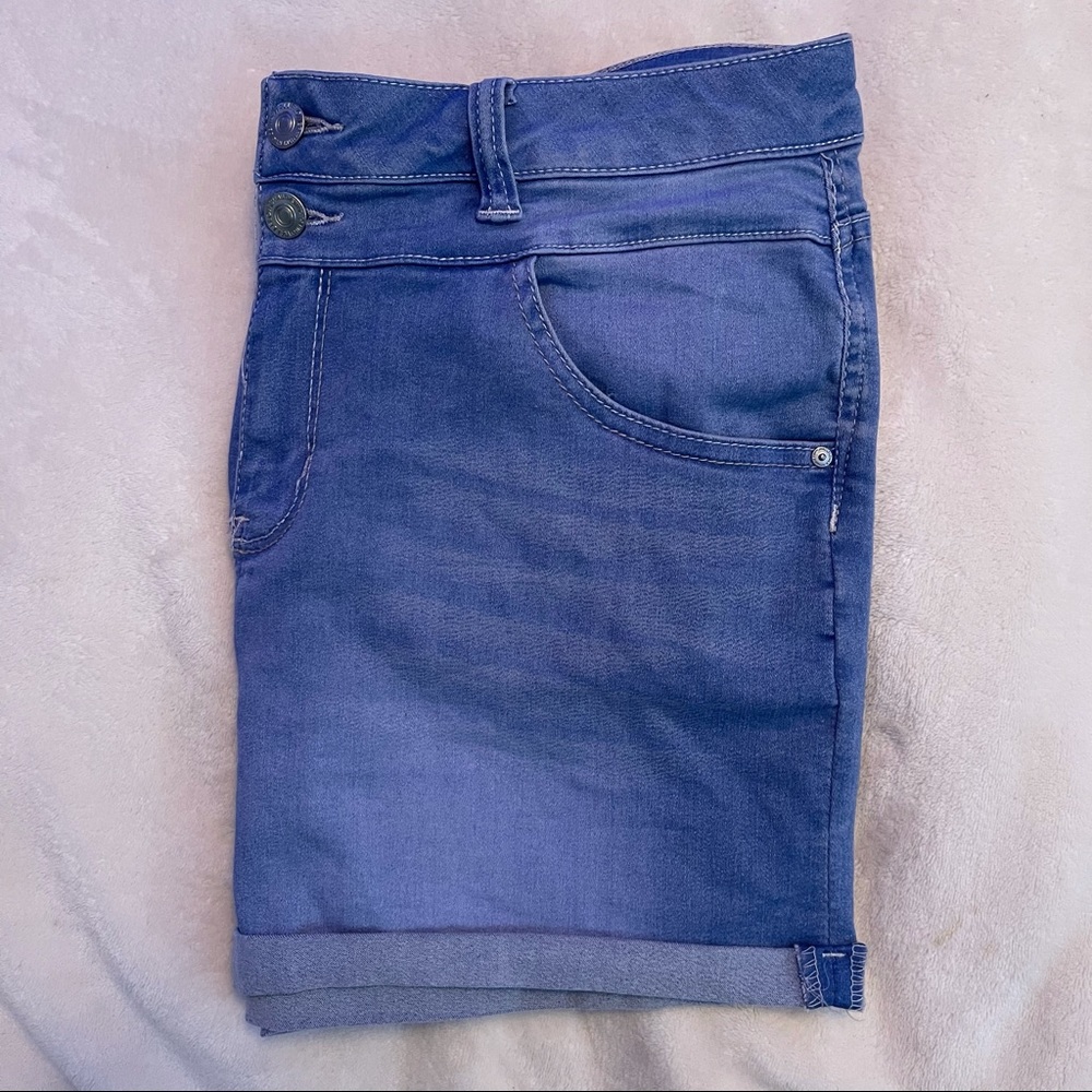 WallFlower Size 15 Cuffed Jean Shorts